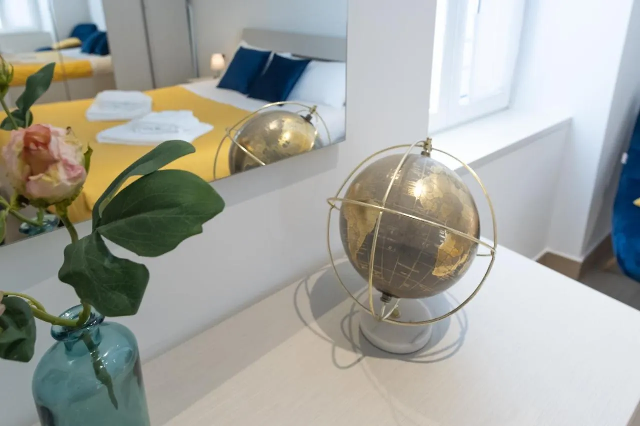 Casa Vacanza Valentina - Downtown Bergamo 0*,  Italy