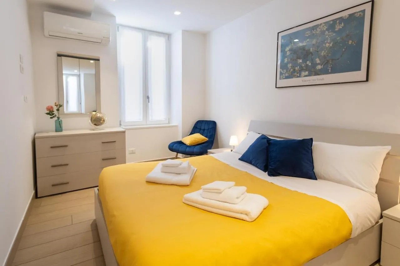 Casa Vacanza Valentina - Downtown Bergamo Apartment